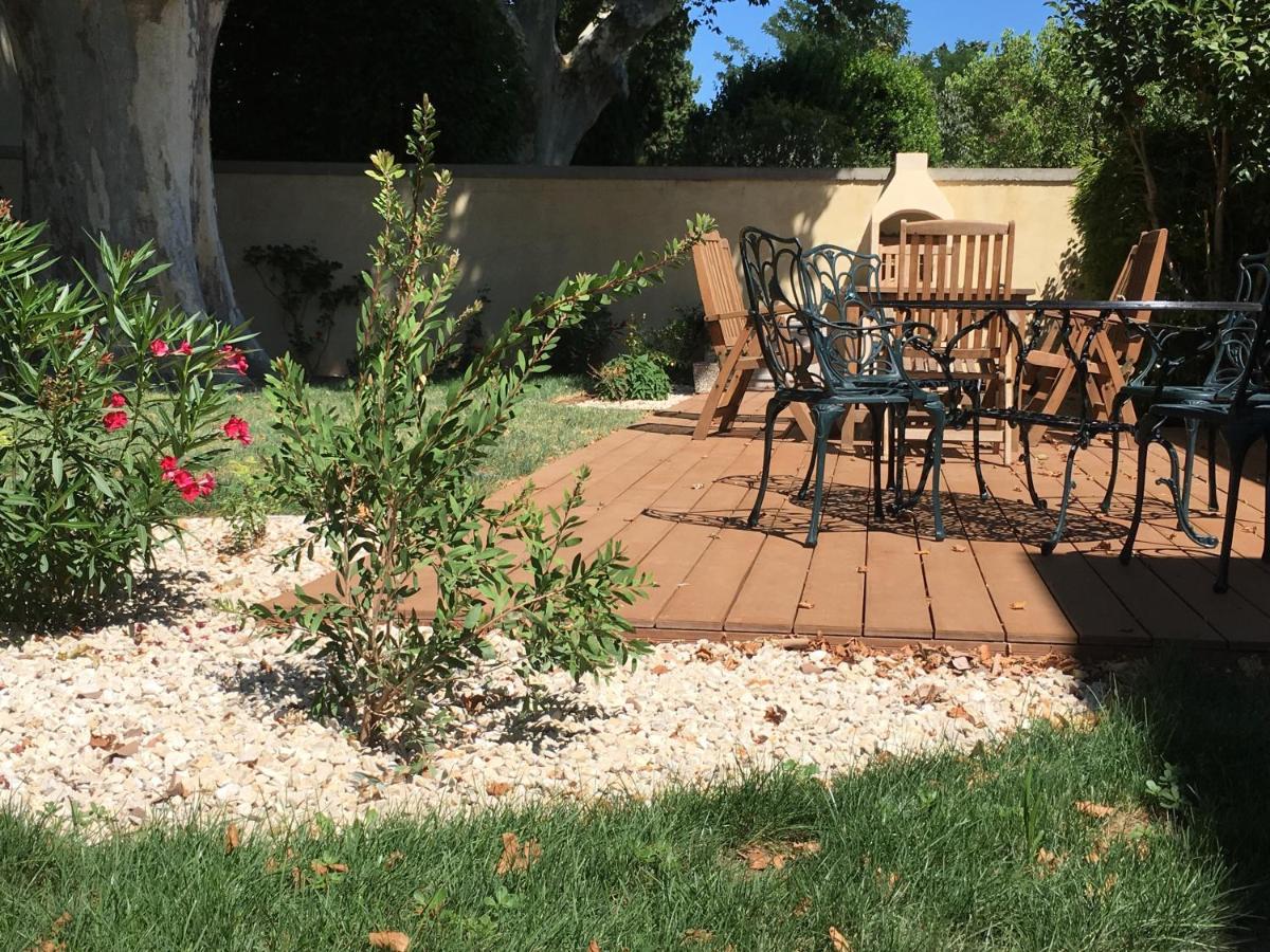 Bed and Breakfast Mas Halcyon Provence Avignone Esterno foto